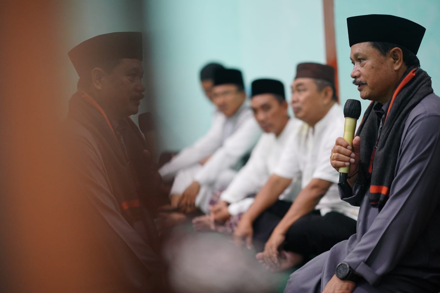 Salat Isya di Musala Ar-Rahman, Wali Kota Juga Serap Berbagai Usulan