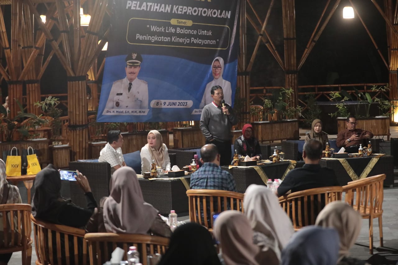 Hadiri Diklat Keprotokolan, Wali Kota Sampaikan Sejumlah Arahan