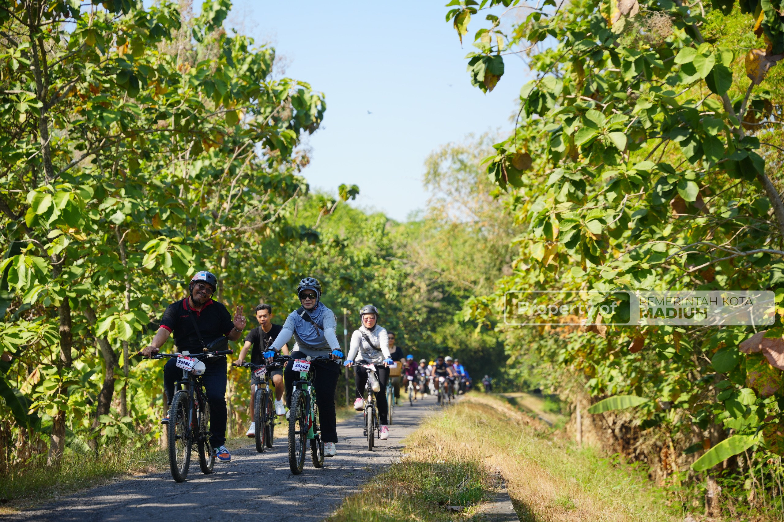 Ratusan Peserta Turut Jelajahi Kota Pendekar Lewat Madiun Discovery Bike 2026