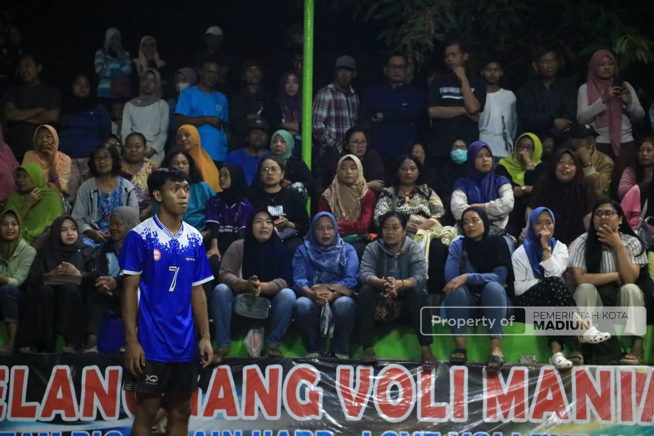 Turut Semarakkan HUT Kemerdekaan, Kecamatan Manguharjo Hadirkan Turnamen Bola Voli Antar Kelurahan