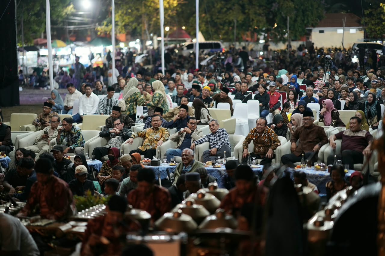 Apresiasi Pagelaran Wayang HUT Dewan, Plt Wali Kota Juga Sampaikan Rencana Pola Pembangunan Berbasis Kelurahan