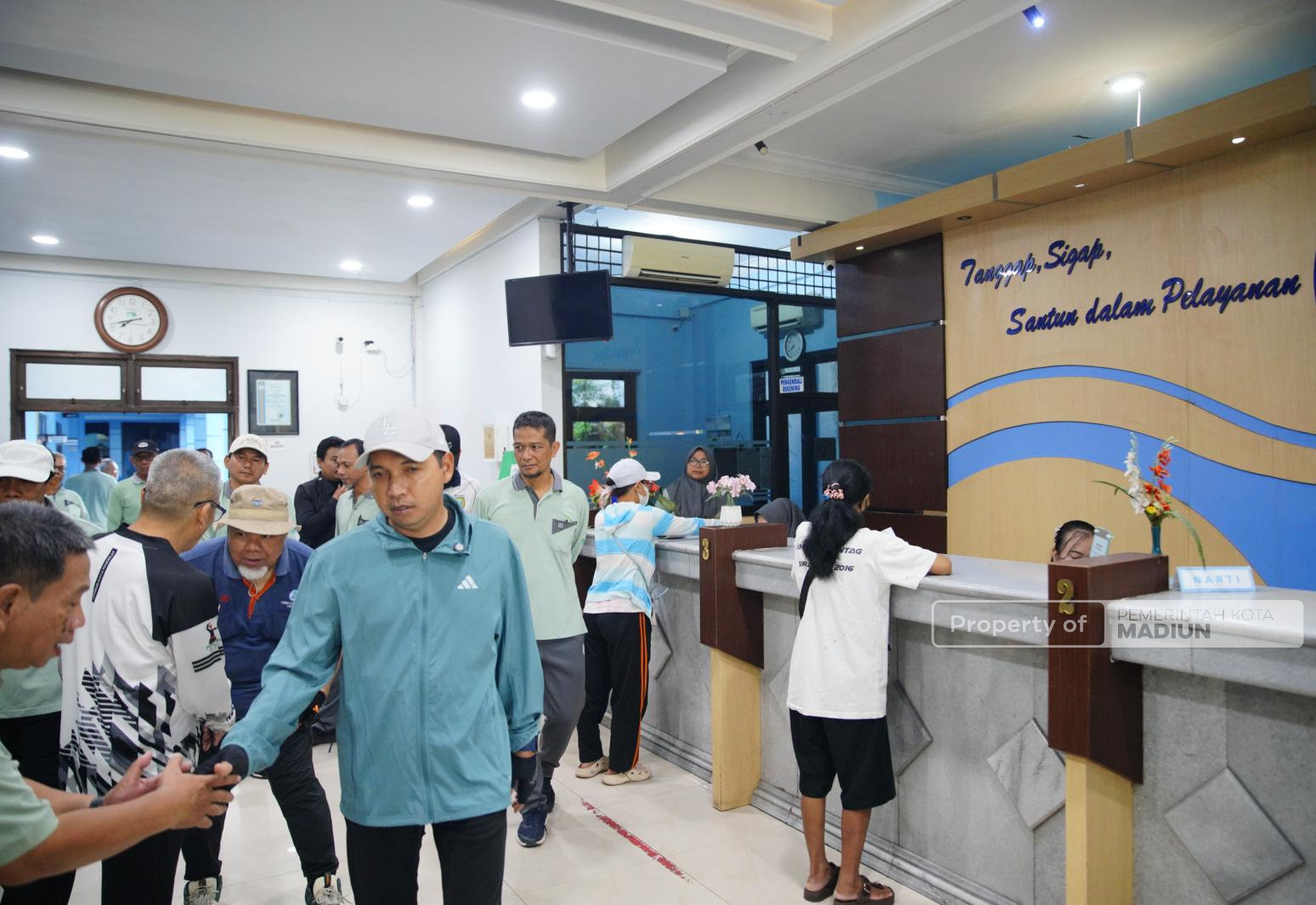 Gowes Bersama Ketua DPRD, Plt Wali Kota Cek Pelayanan Publik