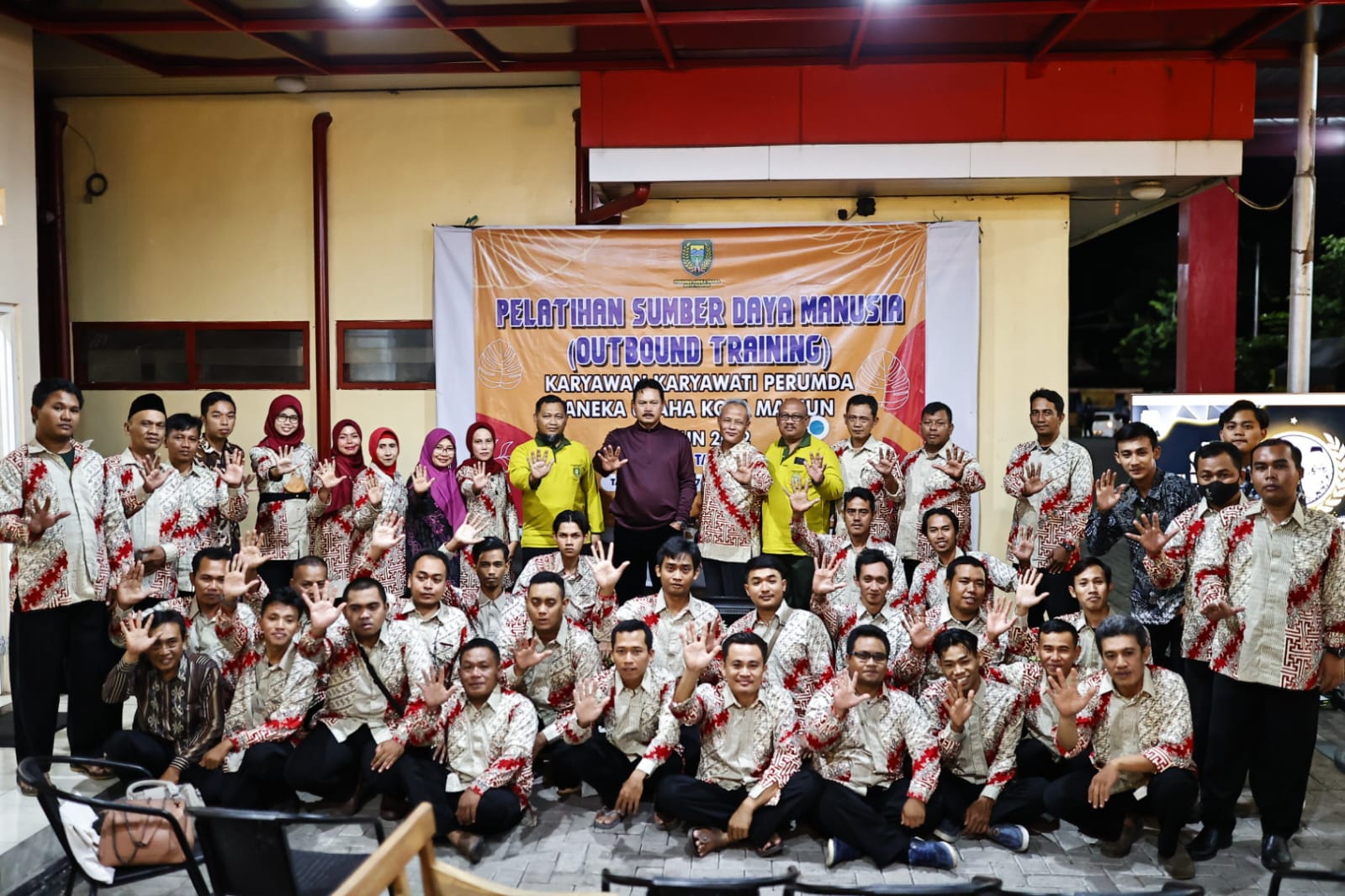 Buka Pelatihan SDM Pegawai Perumda Aneka Usaha, Wali Kota Harap Profesionalisme dalam Bekerja