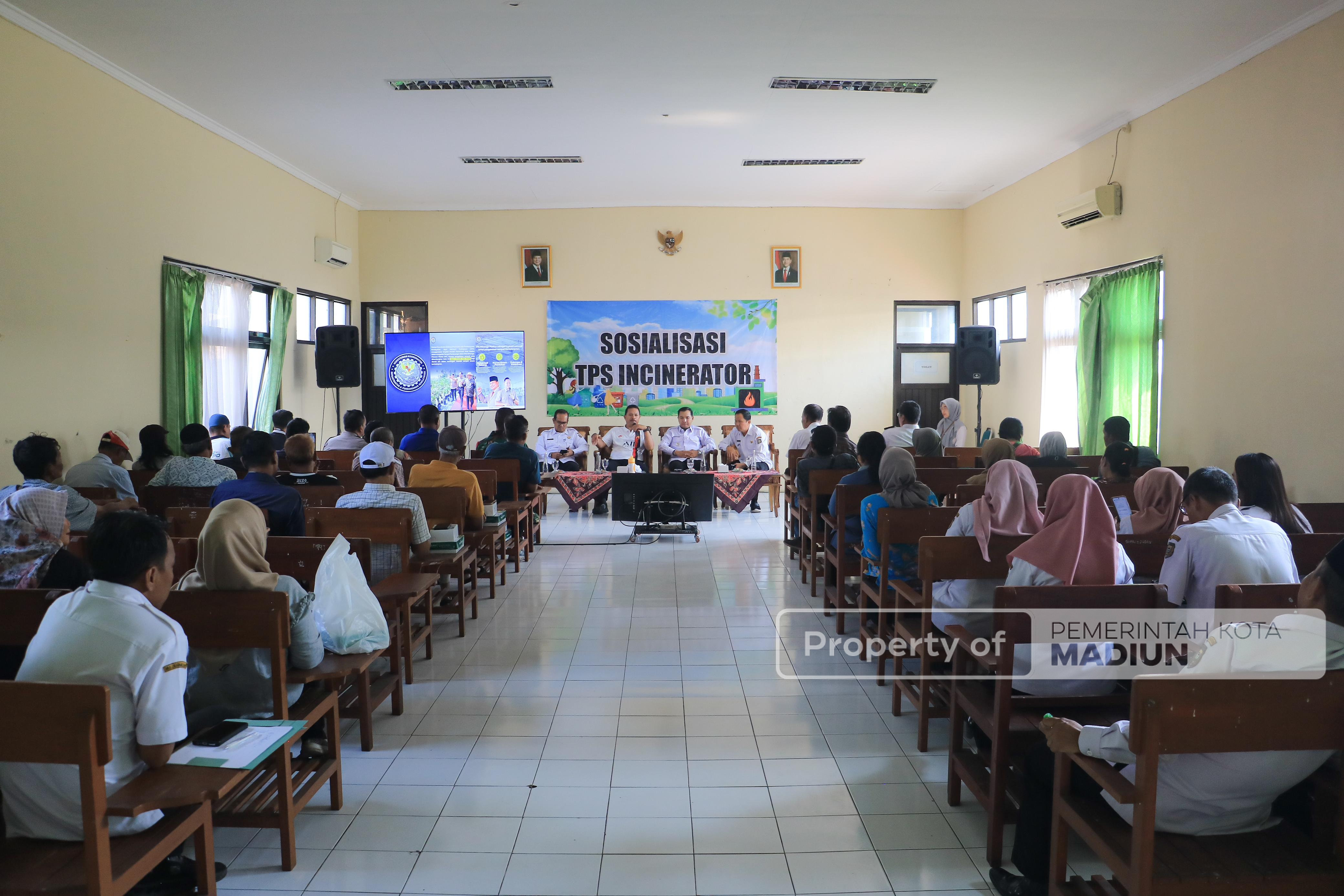 Menuju Zero Sampah 2027, Wali Kota Madiun Sosialisasikan Mesin Incinerator dan Pemilahan Sampah Tiga Warna
