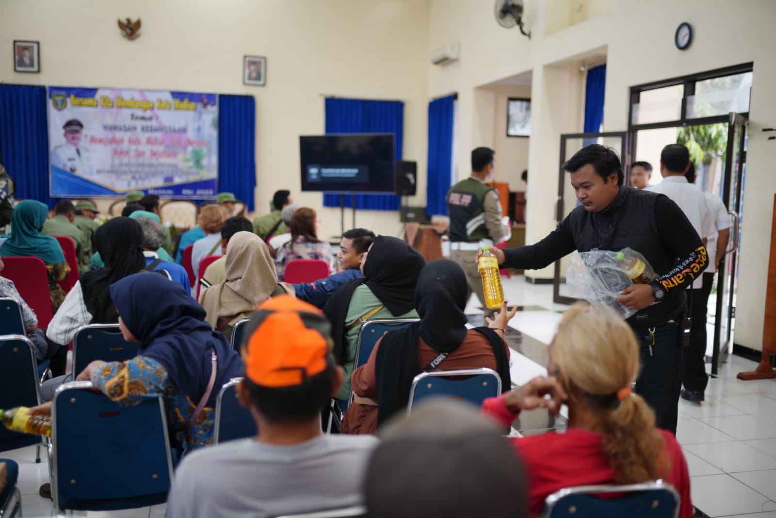 Gowes Tiga Kelurahan, Wali Kota Kumpulkan PR Pembangunan Hingga Ke Gang Kecil