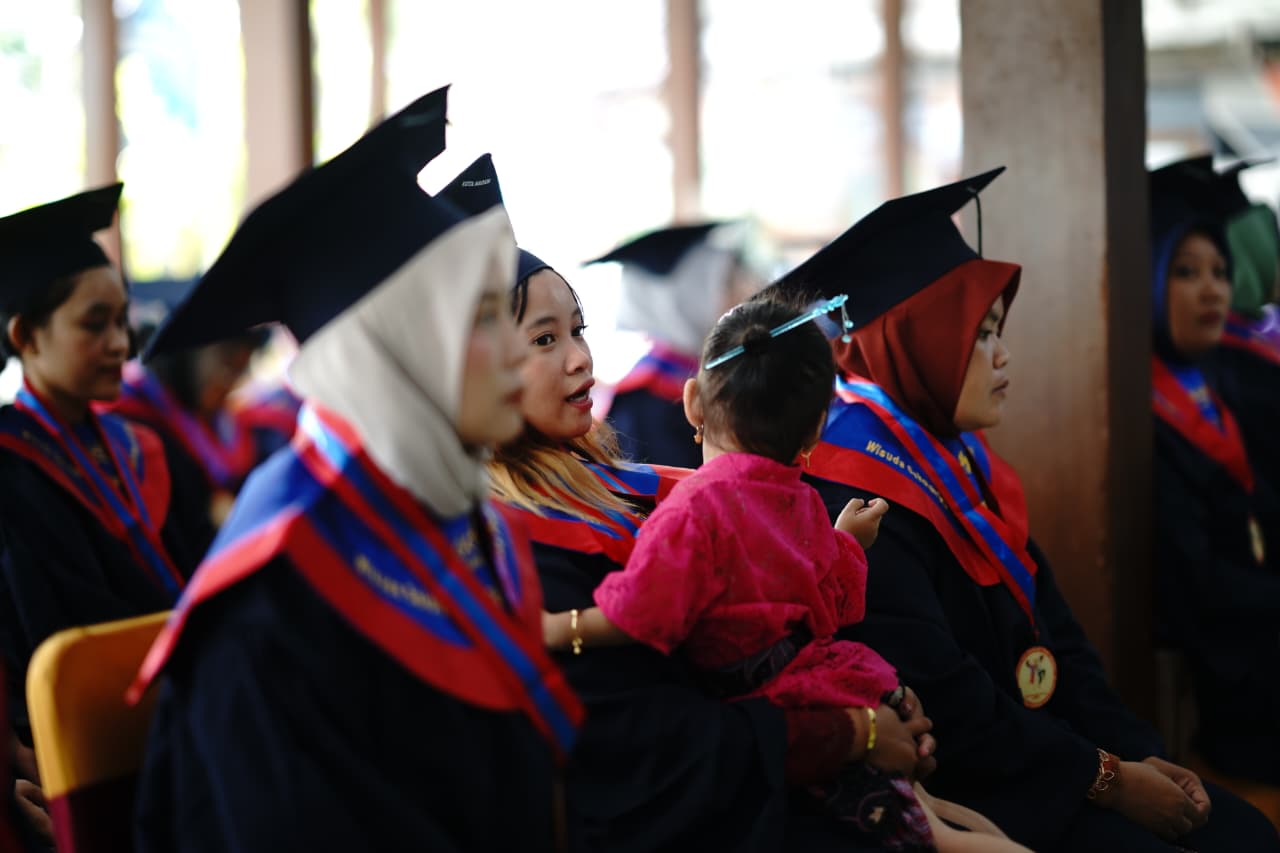Perkuat Kualitas Keluarga, TP PKK Kecamatan Taman Wisuda SOTH dan Selantang
