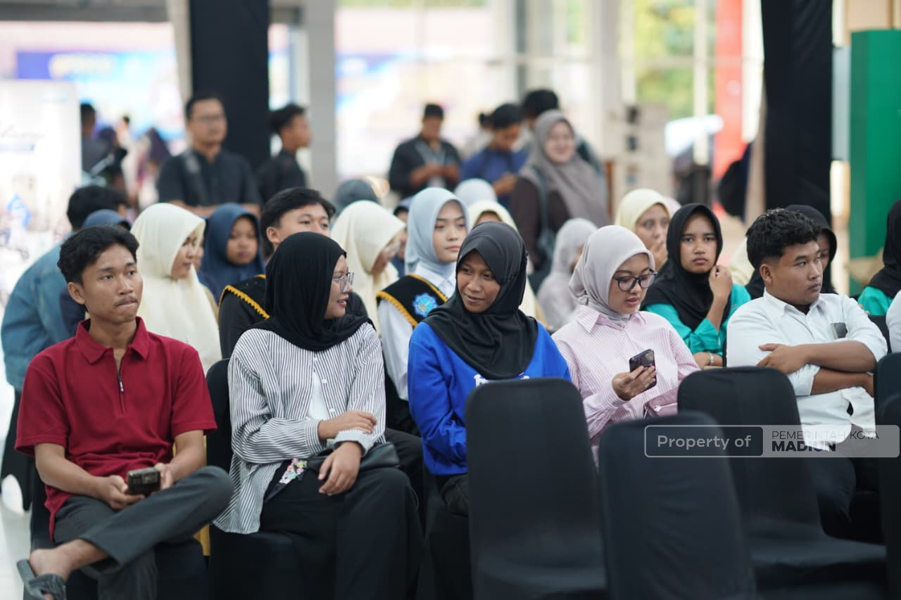 Resmi Buka Exmud Party 2026, Plt Wali Kota Ajak Pelajar Siap Hadapi Era Digital