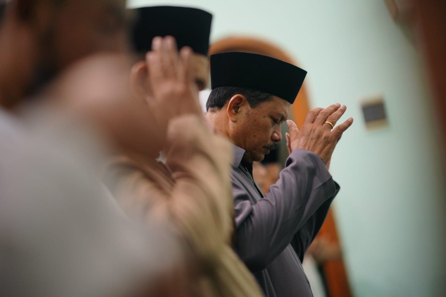 Salat Isya di Musala Ar-Rahman, Wali Kota Juga Serap Berbagai Usulan