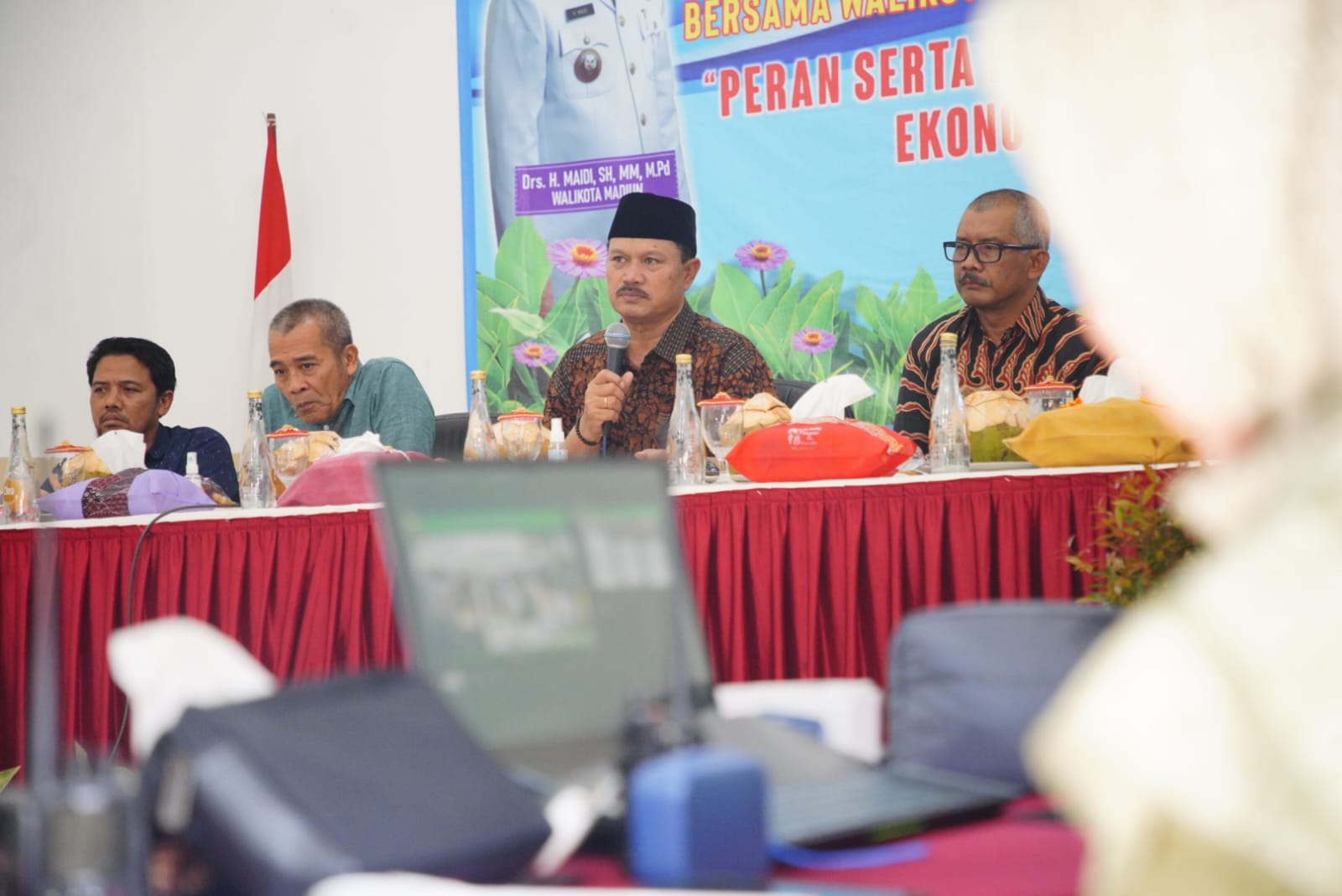 Keliling Tiga Kelurahan, Wali Kota Hadiri Pertemuan Dengan Perwakilan Organisasi Masyarakat Dan DPRD