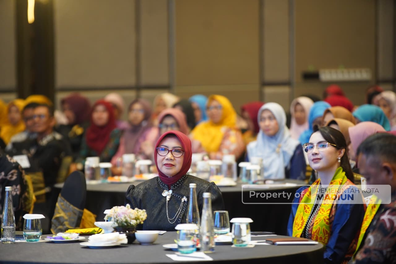 Hadiri Forum Sinergi Perempuan Bakorwil I Madiun, Wali Kota Tekankan Pentingnya Peran Perempuan untuk Kemajuan Kota