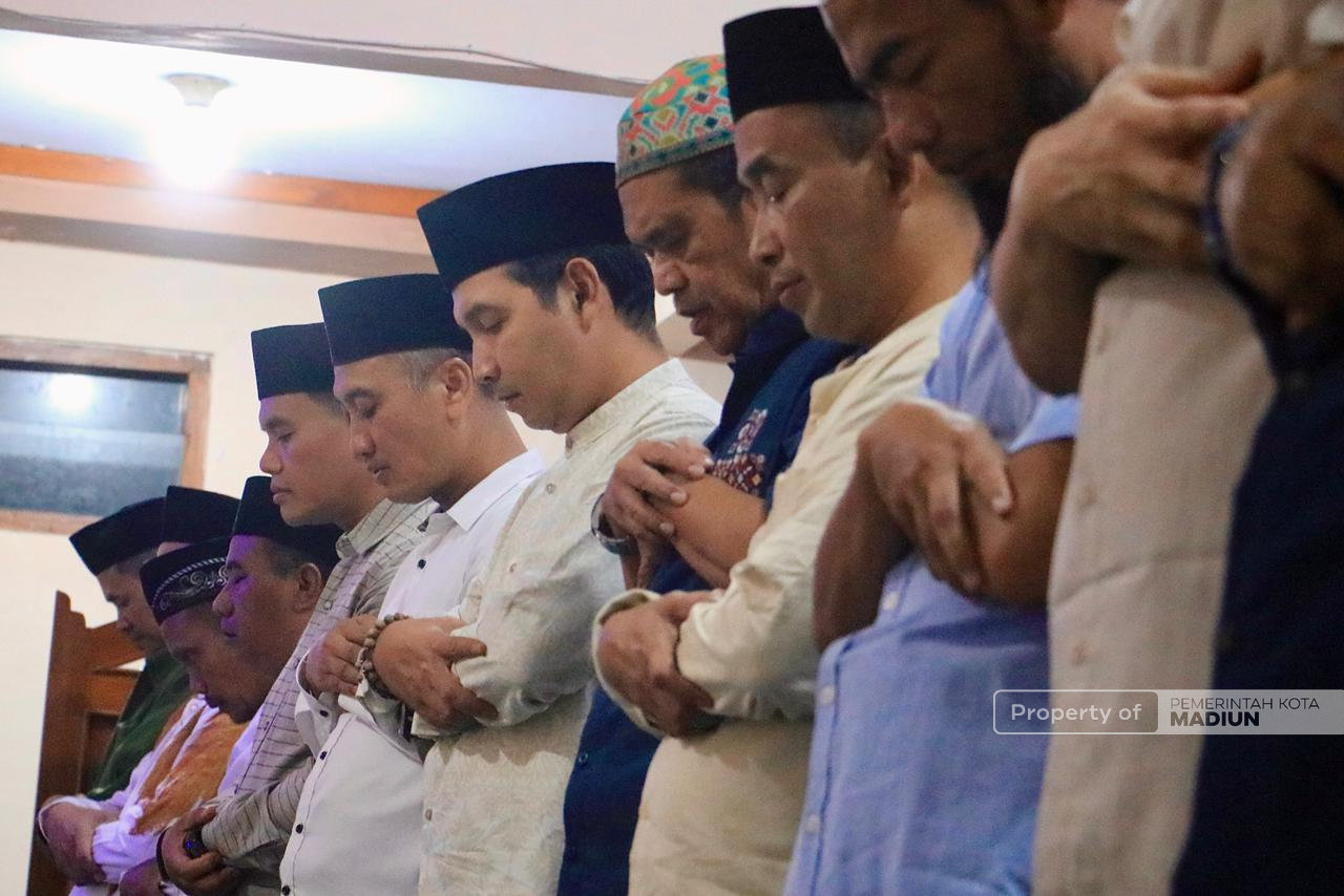 Lewat Safari Ramadan, Pemkot Madiun Perkuat Kepedulian Sosial dan Dukungan untuk Masjid