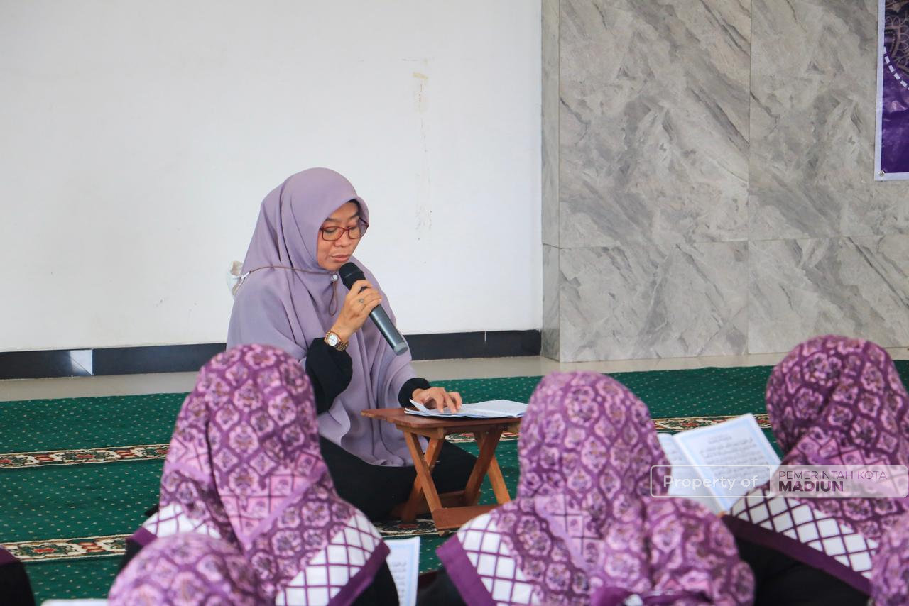 Lansia Lebih Bahagia, Plt Wali Kota Madiun Umumkan Indeks Pembangunan Manusia Kota Madiun Meningkat