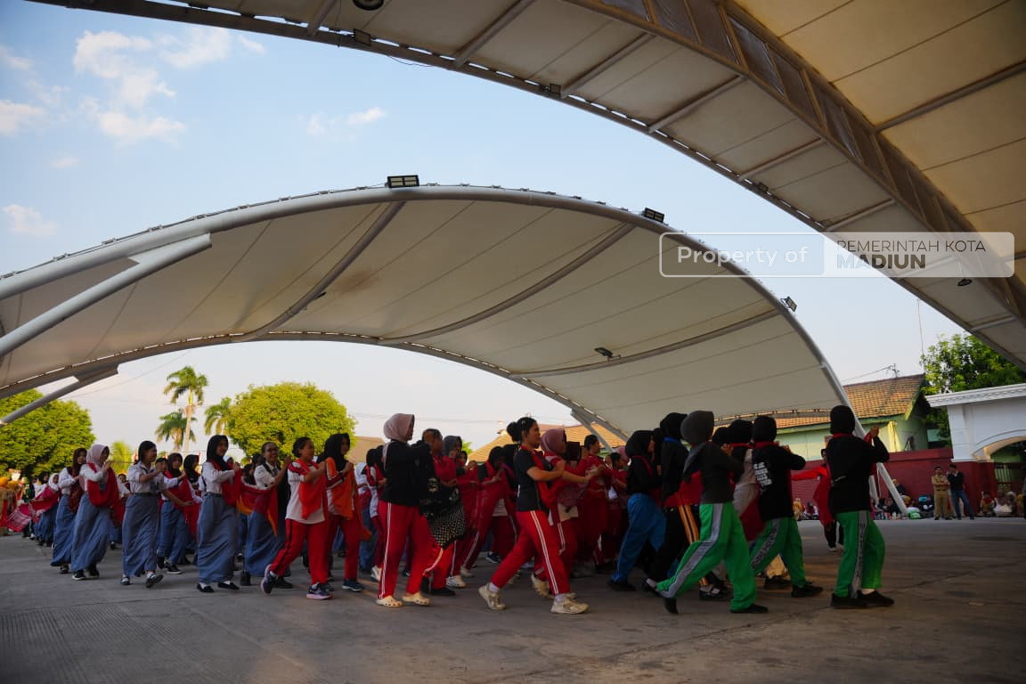 Apresiasi Semangat Peserta Madiun Menari, Plt Wali Kota: Persiapan Terus Berkembang
