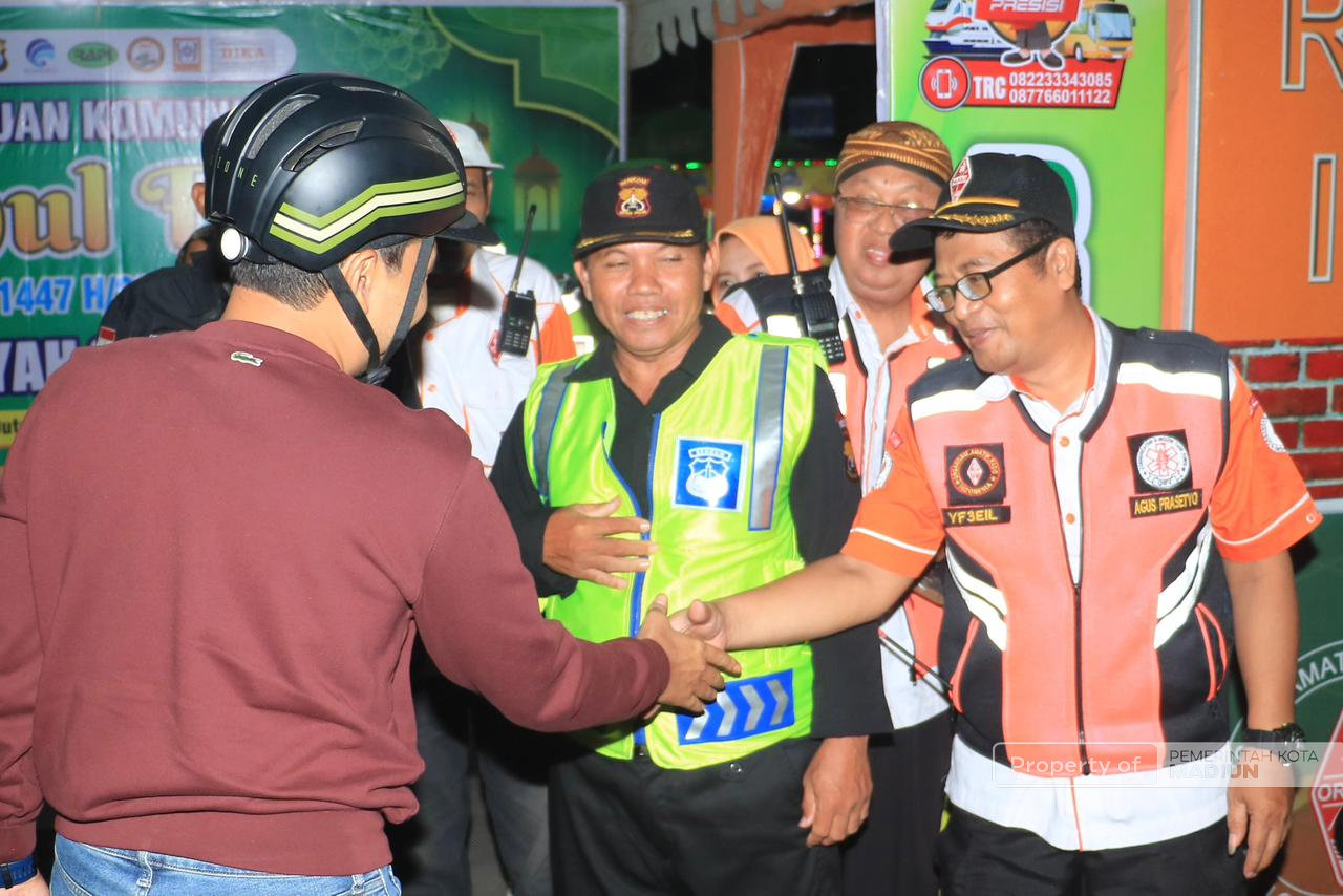 Gowes Pantau Fasum Jelang Lebaran, Plt Wali Kota Madiun Tekankan Perbaikan Cepat