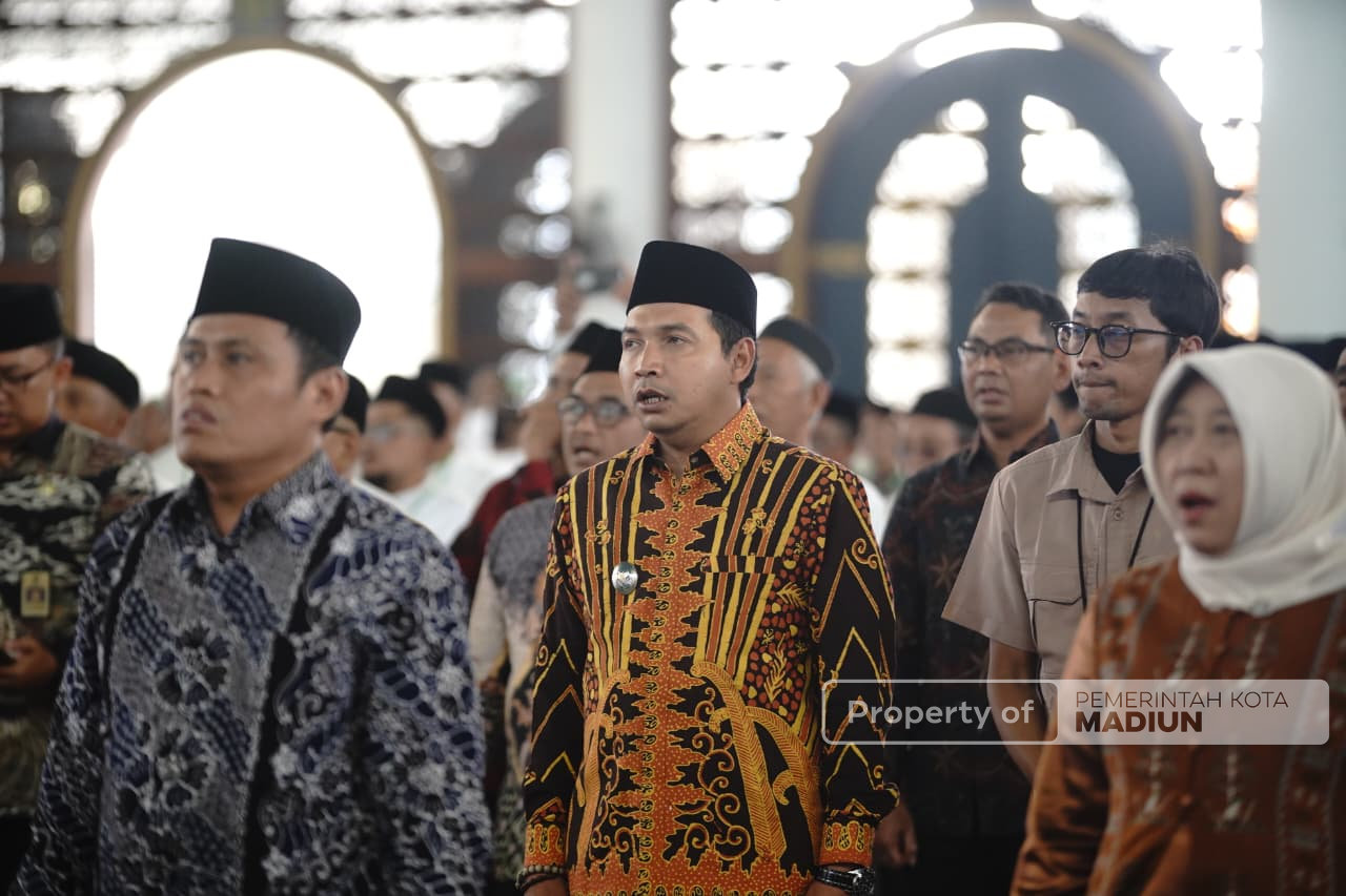 Pemkot Madiun Hadiri Penyerahan Sertipikat Tanah Wakaf dan Tempat Ibadah Se-Jawa Timur