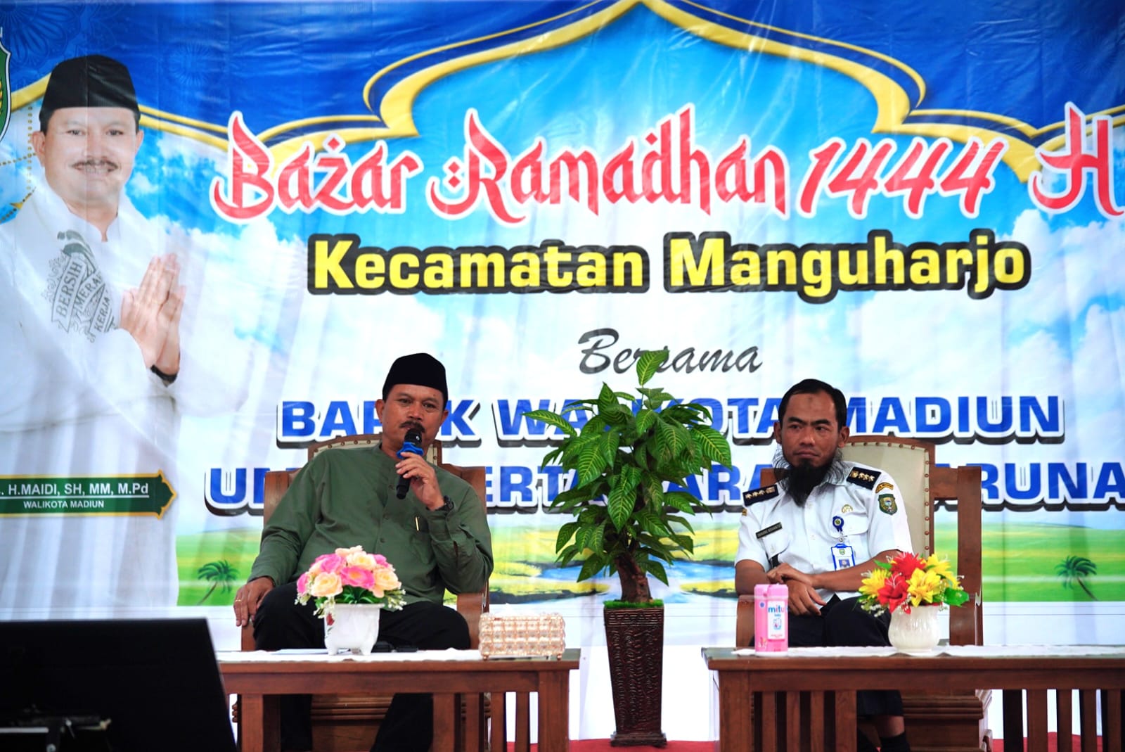 Buka Bazar UMKM Di Manguharjo, Wali Kota Ajak Pengusaha Siap Sambut Pemudik