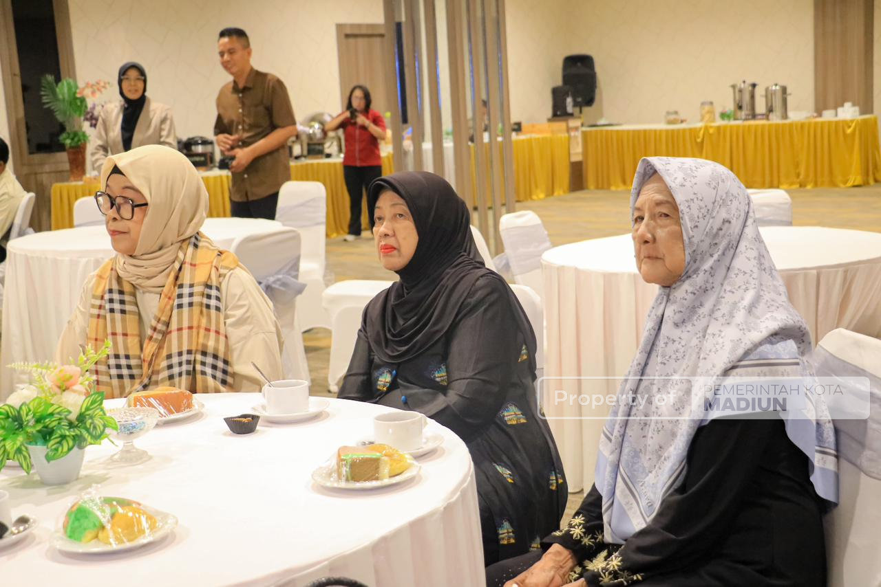 Hadiri Reuni SMASA ’67, Wali Kota Maidi Paparkan Kemajuan Pembangunan Kota Madiun