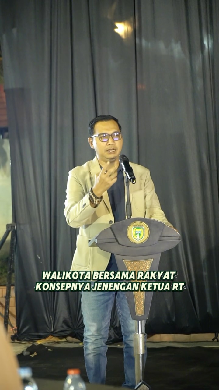 Sejak Rabu kemarin saya bersama teman-teman OPD berkeliling di Kelurahan Kejuron, Taman, dan Pandean. Kita berkeliling m...