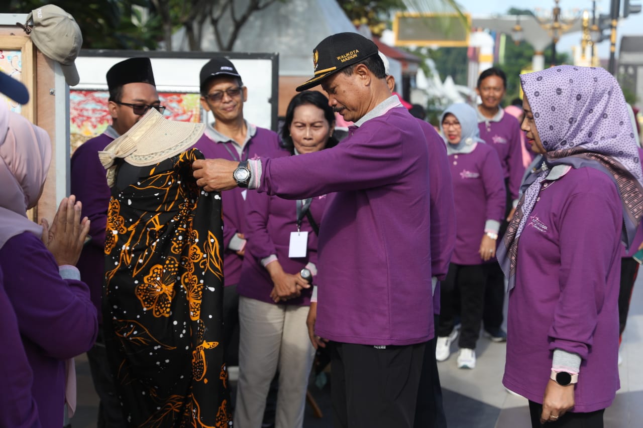 Manfaatkan PSC, SMPN 11 Gelar Pentas Seni Hingga Pameran Kreasi Siswa