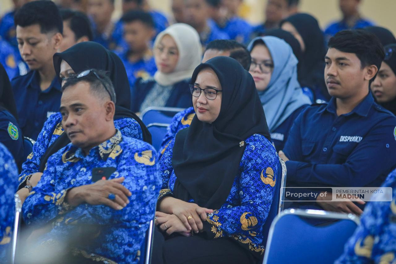 Hadiri Pembinaan Disperkim, Plt Wali Kota Madiun Dorong Peningkatan Kinerja Petugas