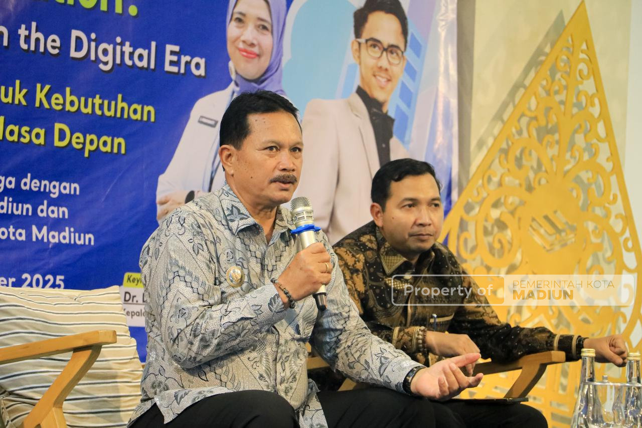 Jadi Narasumber Seminar Akbar, Wali Kota Madiun Tekankan Penguatan Pendidikan Karakter di Era Digitalisasi