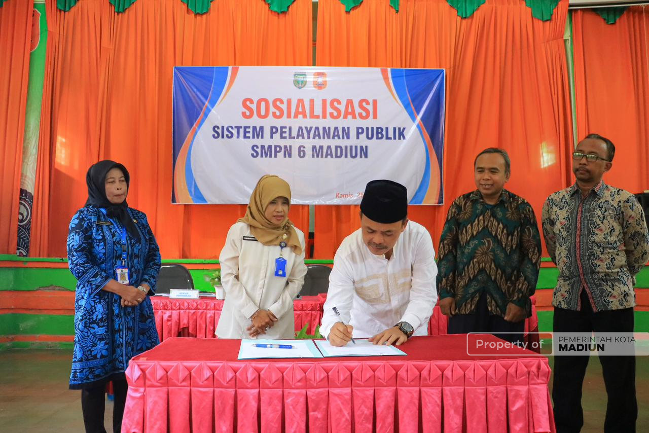Tingkatkan Kualitas dan Transparasi Layanan, SMP Negeri 6 Madiun Gelar Forum Komunikasi Publik