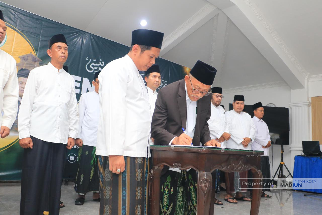 Pengurus MUI Kota Madiun 2025–2030 Dikukuhkan, Plt Wali Kota Dorong Sinergi Peningkatan SDM