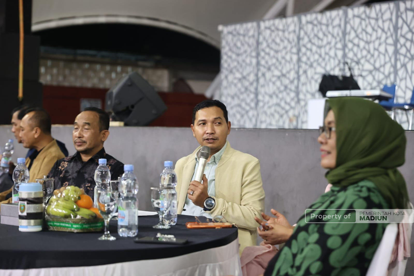 Pemudik Mulai Datang, Plt Wali Kota Sambut Ratusan Paguma dari Ibu Kota