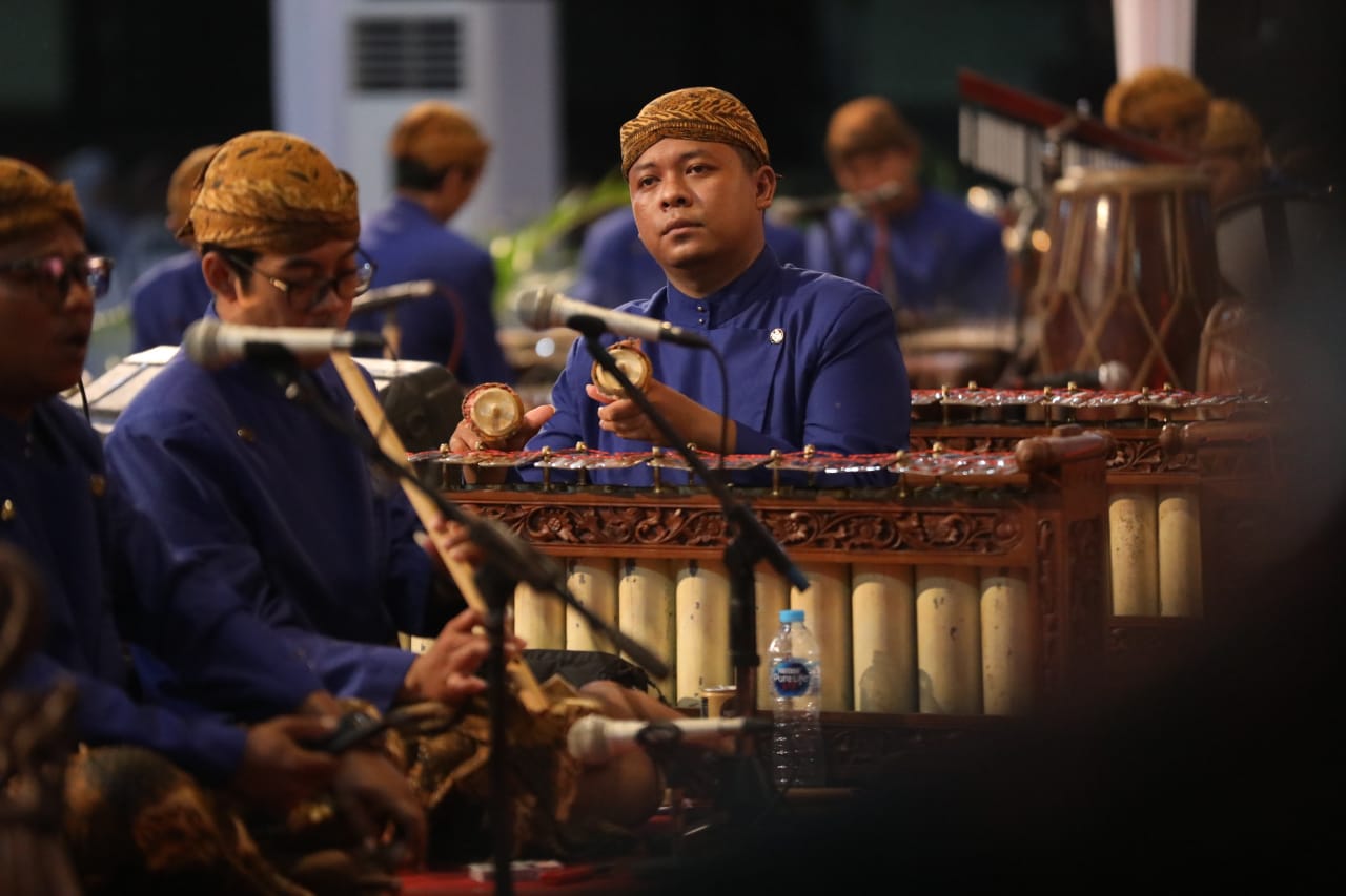 Saksikan Pagelaran Wayang Kulit di Korem, Panglima: Kalau ke Kota Madiun dulu itu Nglencer